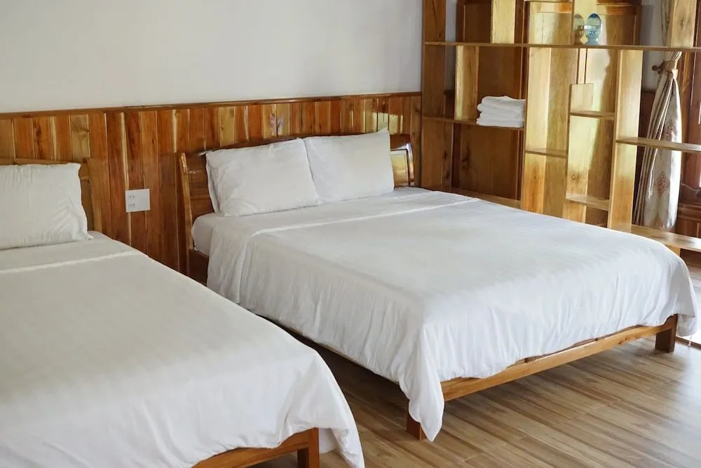 ღ Y Nghia at Ong Lang Beach ღ Coastal Haven with Home Cooked Bungalows ღ