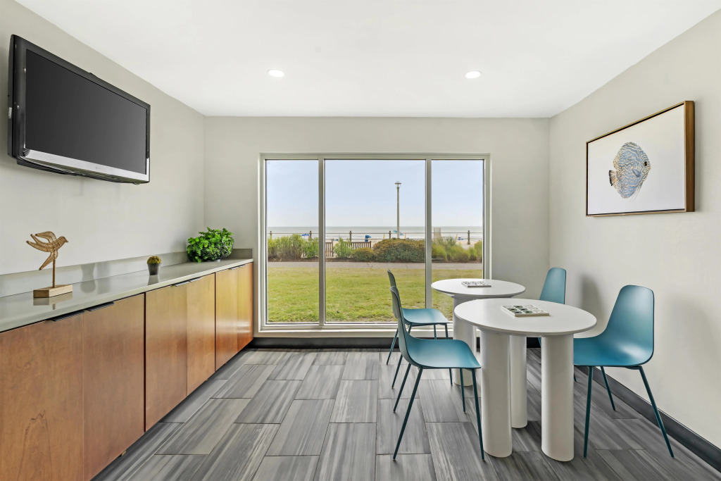 SureStay Studio by Best Western Virginia Beach Oceanfront