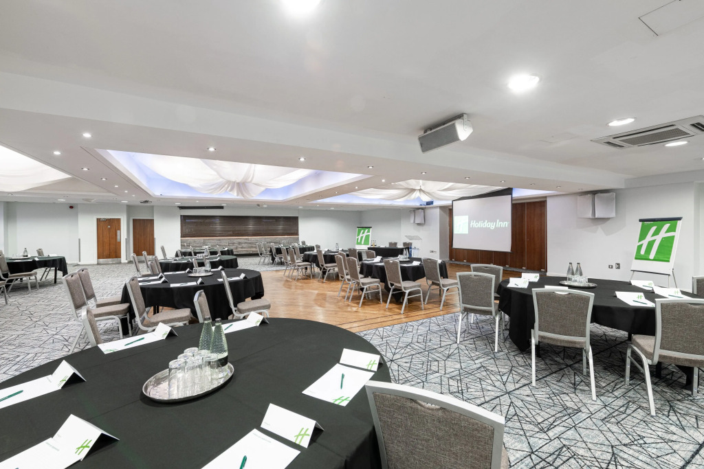 Holiday Inn - Manchester - Oldham by IHG