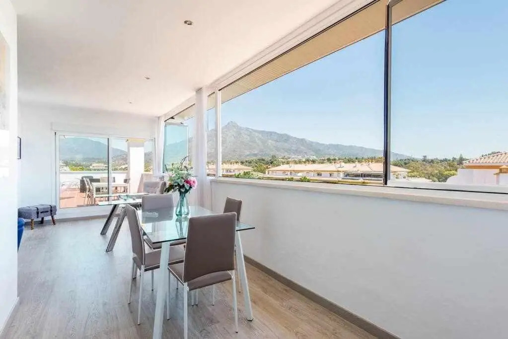 Puerto Banus Ático de 4 Habitaciones