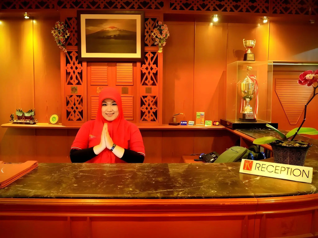 Kharisma Hotel