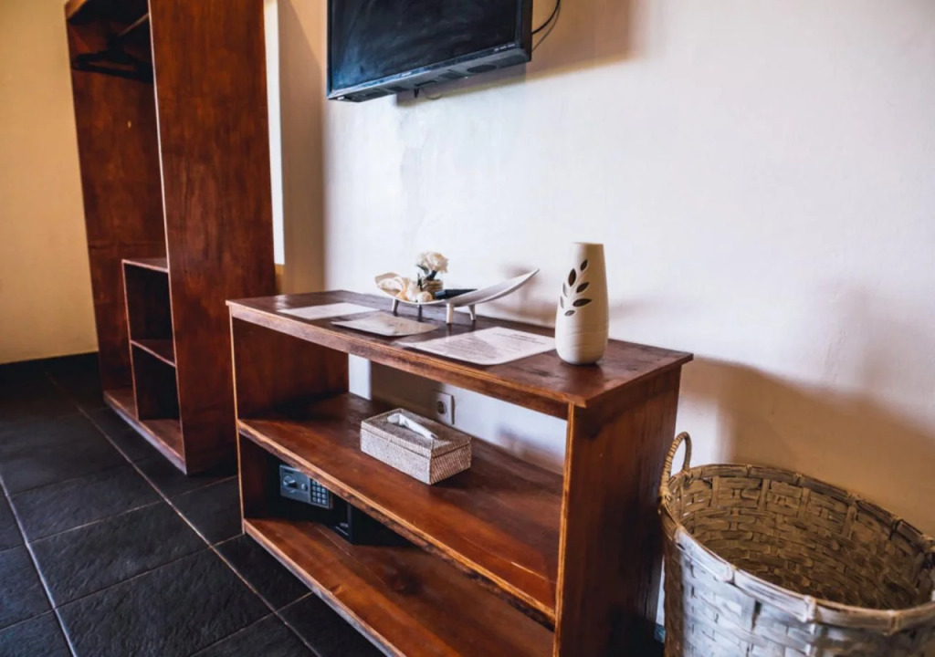 Baha Baha Villas West Sumbawa - Sk8, Gym, Sauna & Spas Hot & Cold, Bar & Restaurant
