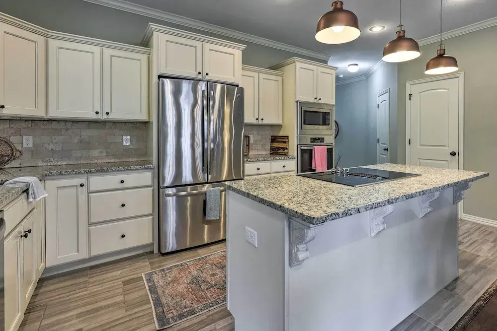 Fayetteville Home Near University of Arkansas