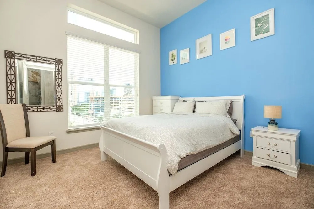 CrashPad Downtown Houston