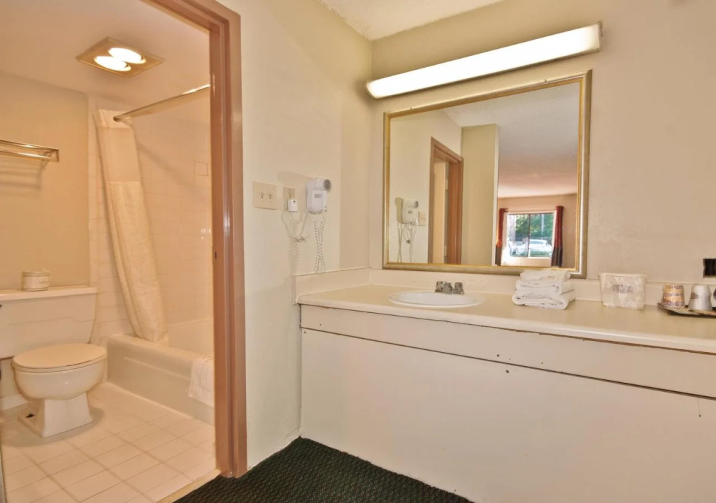 Country Hearth Inn & Suites Marietta