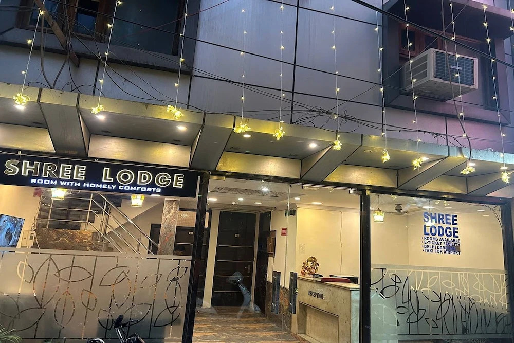Hotel Re Pose Villa Walking Distance From New Delhi Railway Station and R K Ashram Metro Station