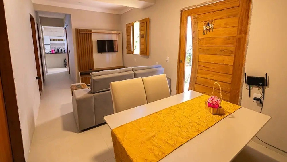 Casa com Piscina e Churrasqueira em Arembepe
