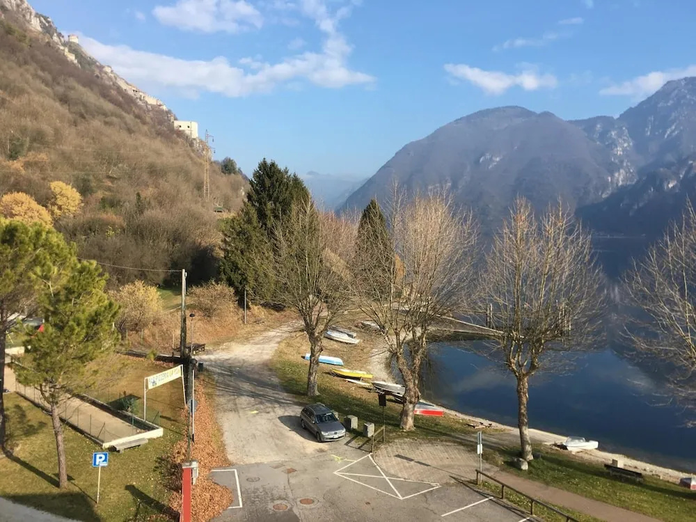 Albergo al lago