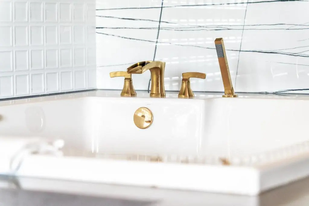 Aspire Inn Studios & Spas