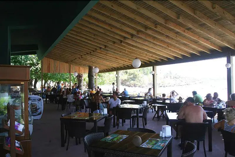 Meteor Beach Hotel