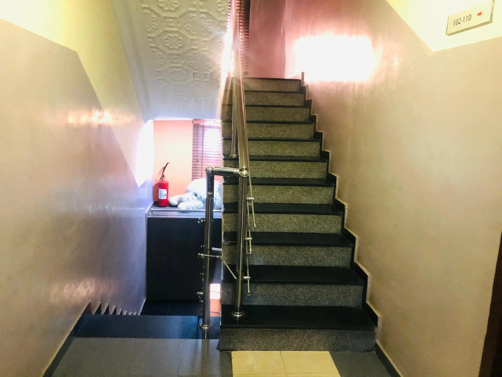 DownTown Royal Hotel