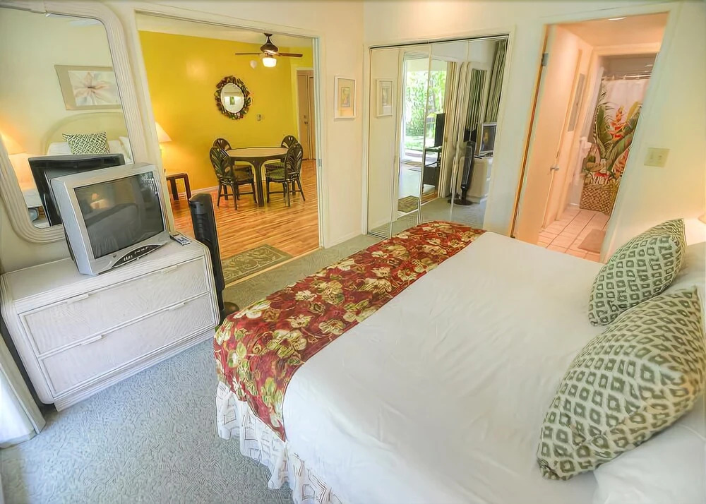 Maui Banyan F103 - Two Bedroom Condo