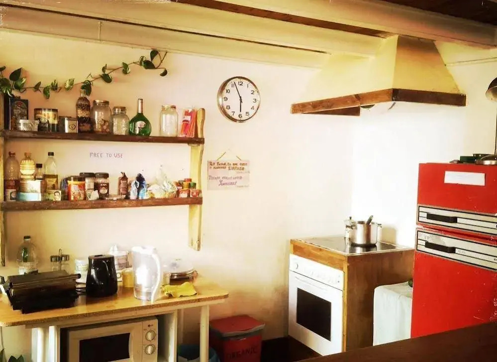 Hostel Albergue La Casa Encantada