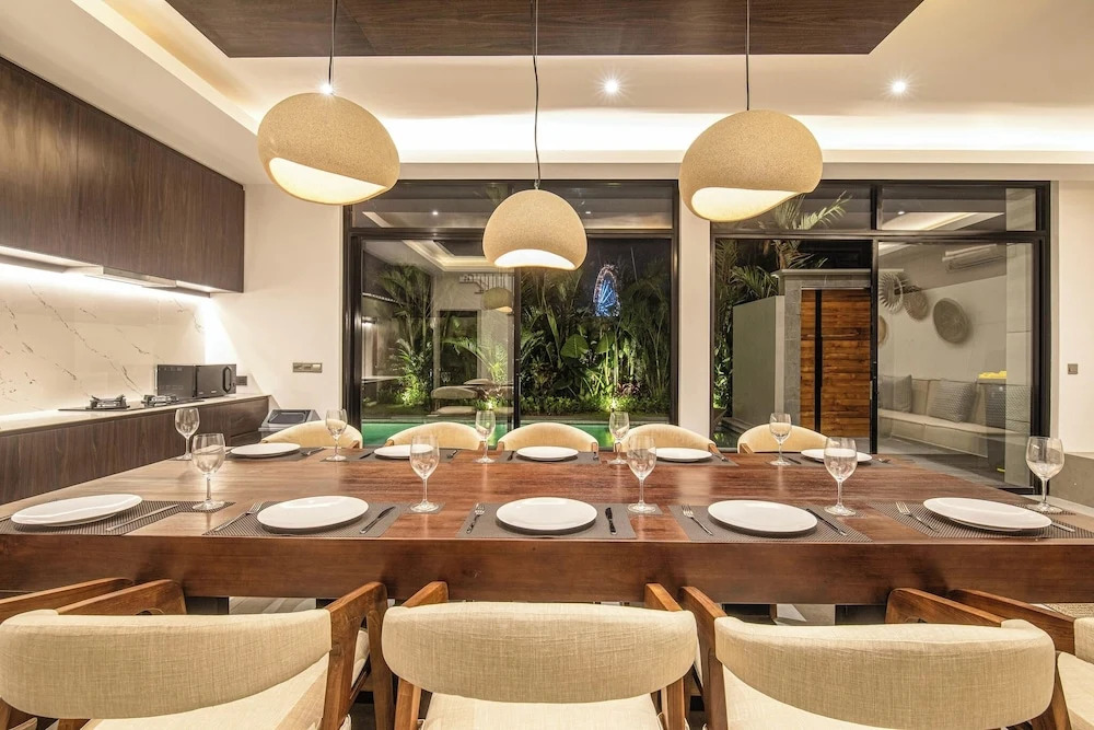 Exquisite 5BR Canggu Villa Steps From the Beach