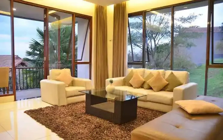 Ohara 5 Bedrooms Villa with a heated private pool