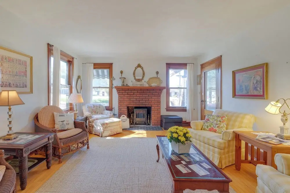 Vintage Charlevoix Home w/ Deck Near Round Lake