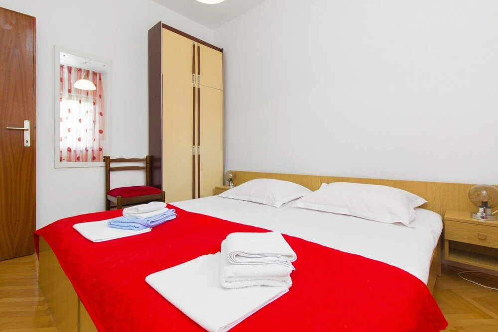 7 Olives Vintage Apartments