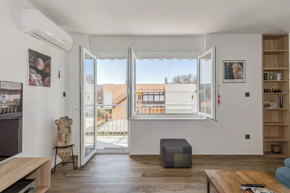 Bells & Whistles, Comfortable Condo