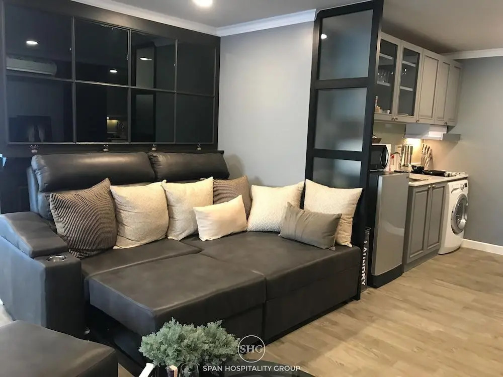 Stay in Style The Heart of Nimman R306AB