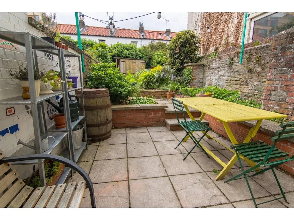 Charming Home in Bristol's Creative Area