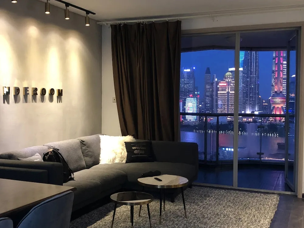 Wonderoom Design Apartment on the Bund