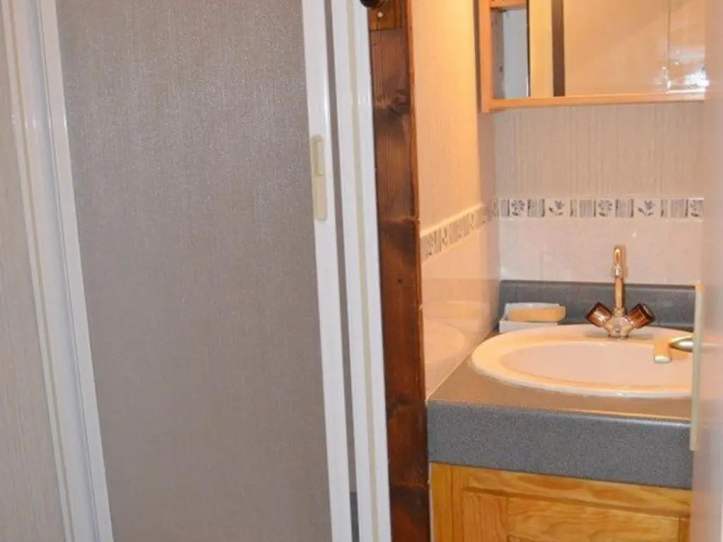 Appartement Esquièze-Sère, 4 pièces, 7 personnes - FR-1-402-73