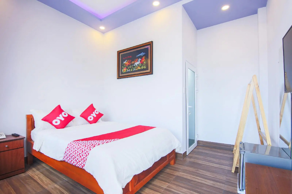 OYO 728 Thy Thy Hotel