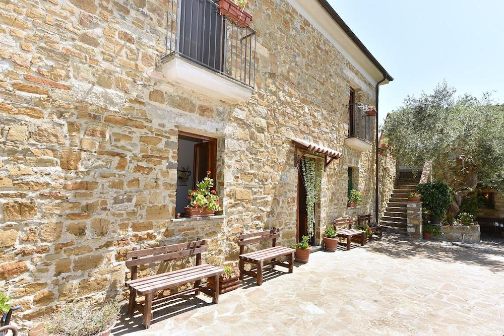 Agriturismo La Mimosa