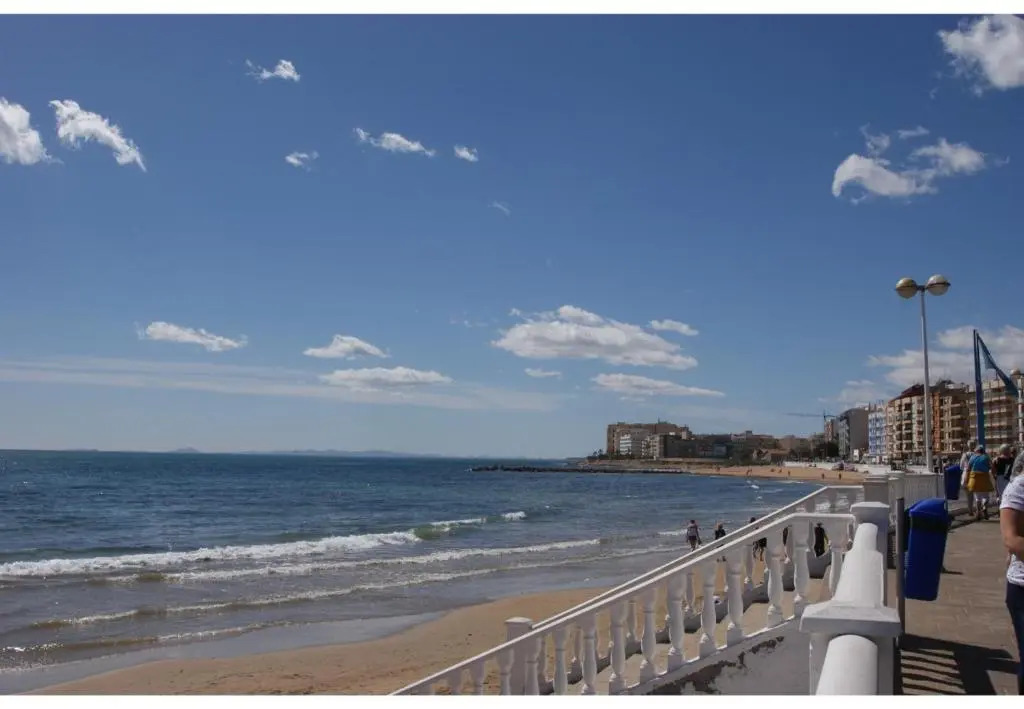 6 Del Cura Beach