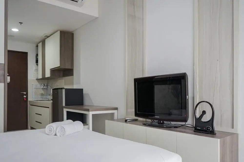Springwood At By LiviRooms Tangerang