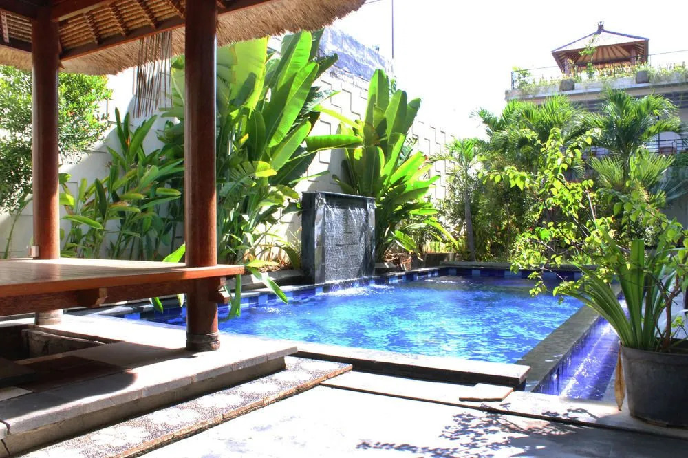 艾里巴厘岛库塔丹帕沙西那库拉帖木儿 6 号酒店(Airy Denpasar Barat Nakula Timur 6 Kuta Bali)