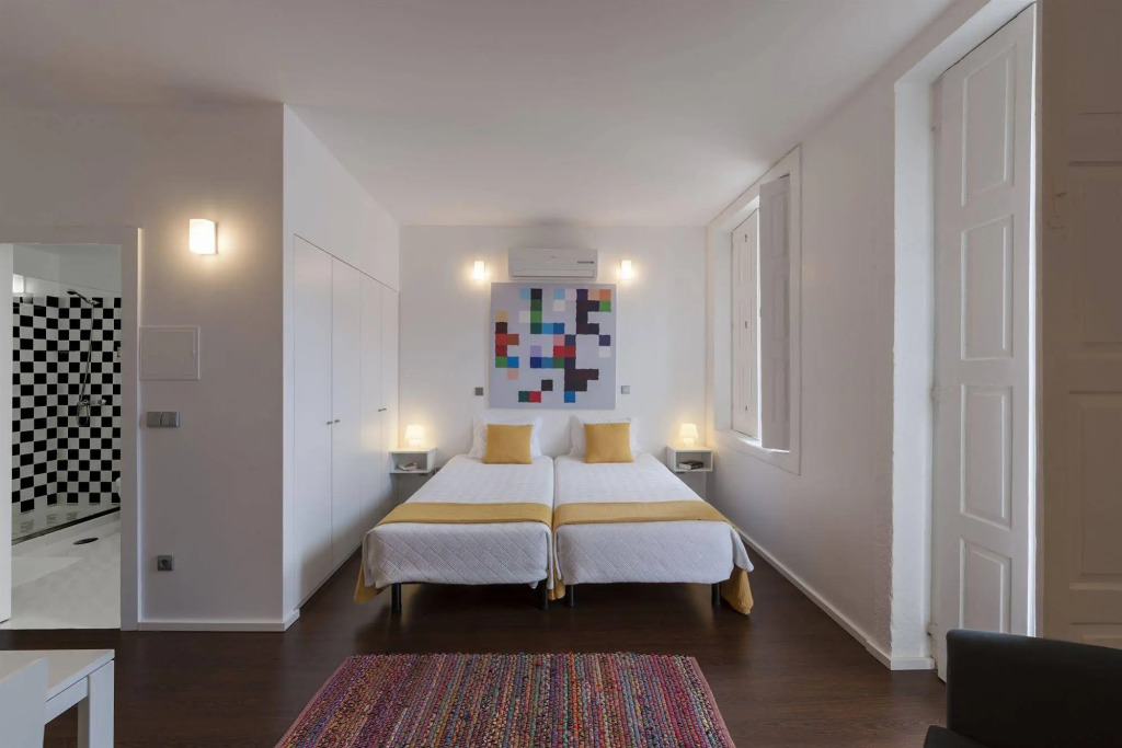 Fine Arts Studios by Olala Homes