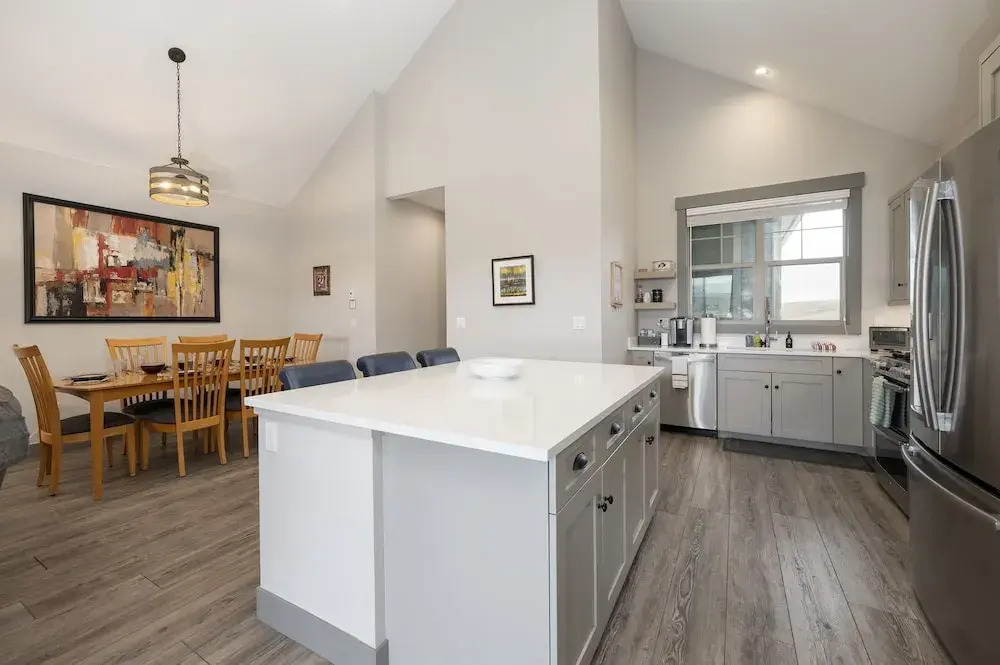 Eagle Ridge 3 Bedroom Townhouse By Redawning