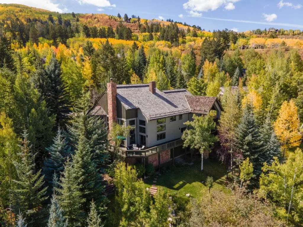 Modern Beaver Creek Private House