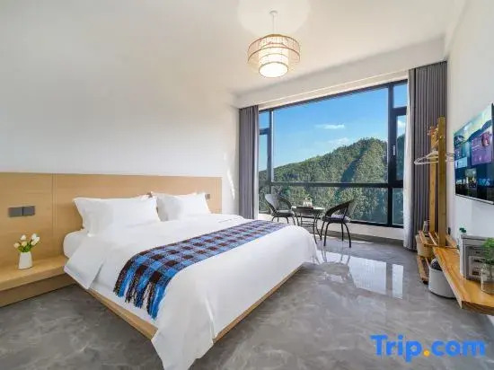 Tonglu Yunjing Homestay