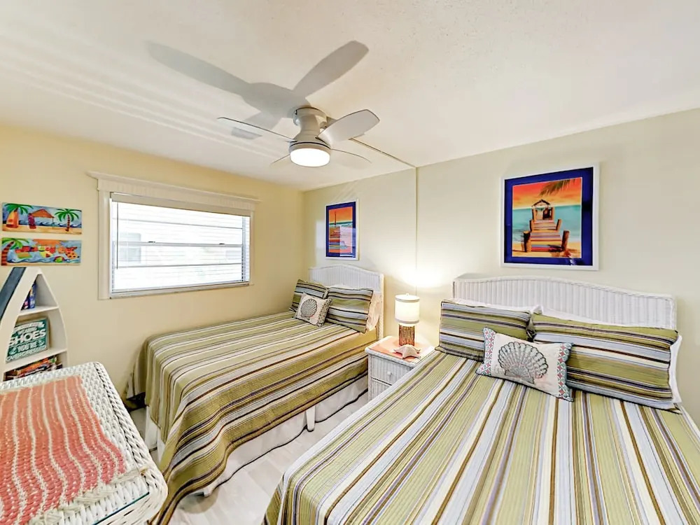 19610 Gulf Blvd Condo Unit 203 2 Bedrooms 2 Bathrooms Condo