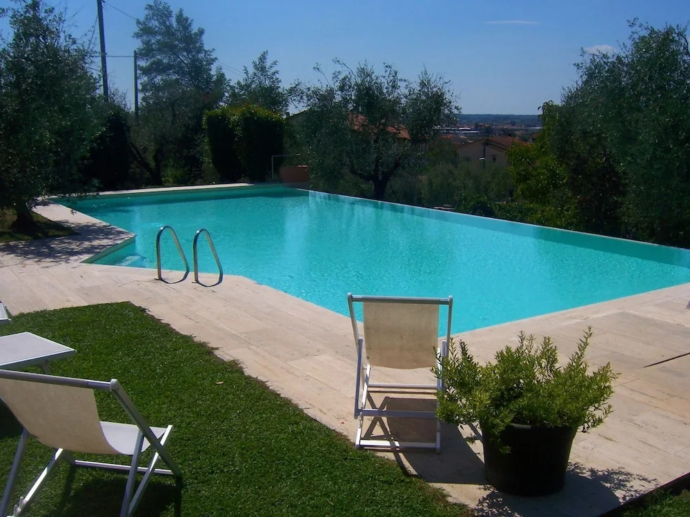 Quaint Holiday Home With Swimming Pool, Garden and Barbecue