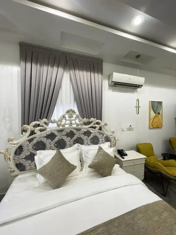 UrbanEdge Hotel