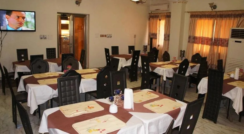 Nikki Hotel