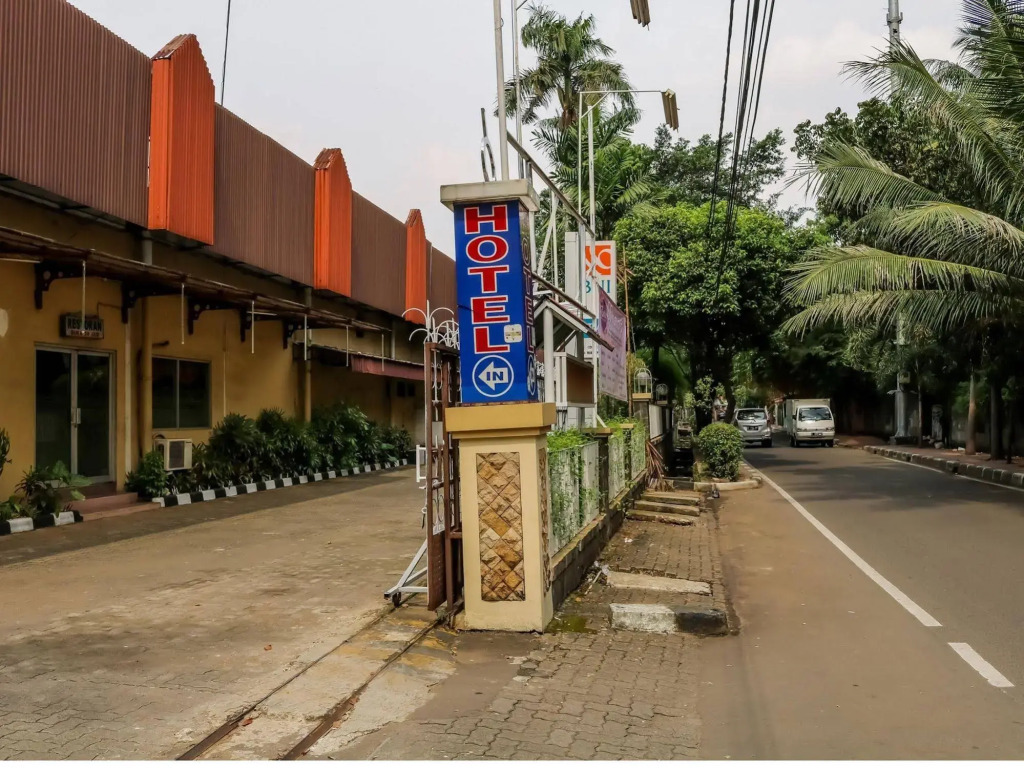 NIDA Rooms Cempaka Senen Market