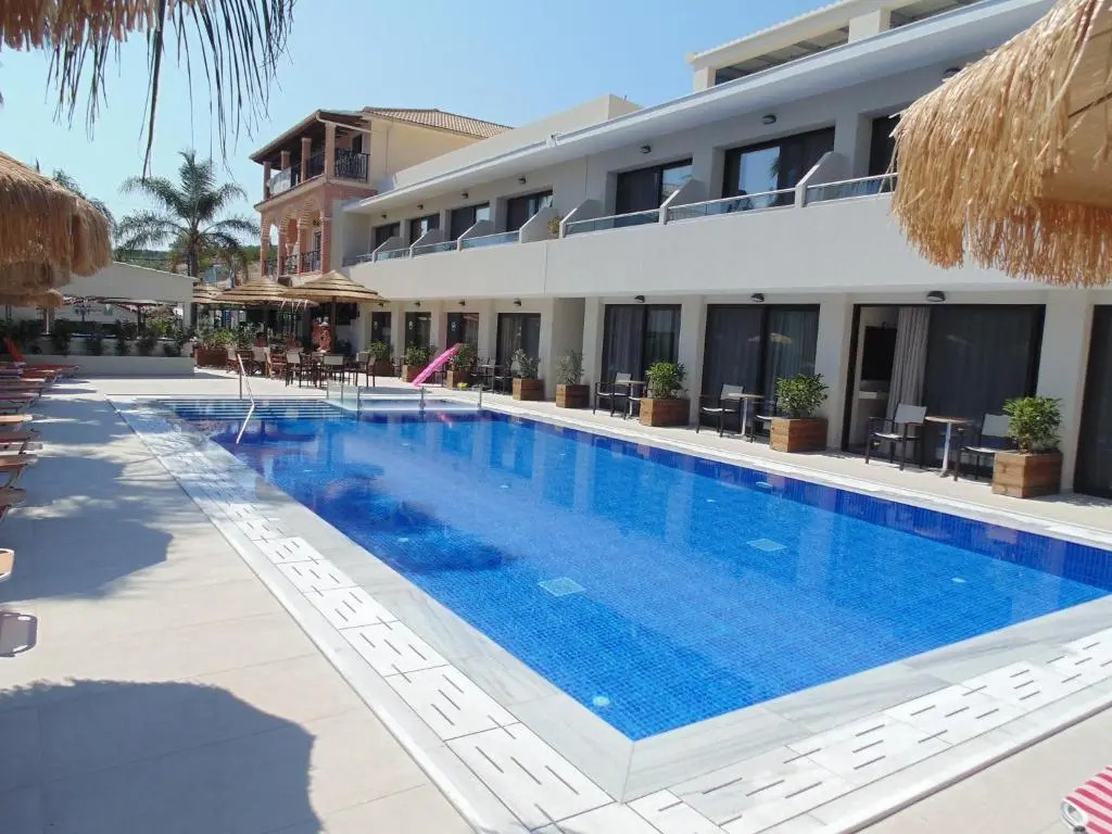 Paradise Bar Apartments