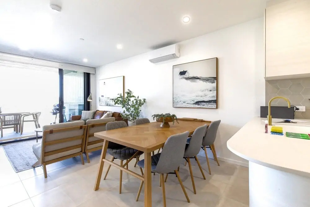Elegant 2-bed Apartment With Stunning Views