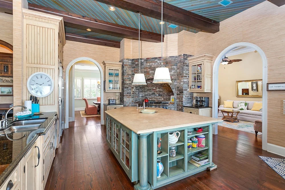 2309 Ocean Road by Hodnett Cooper