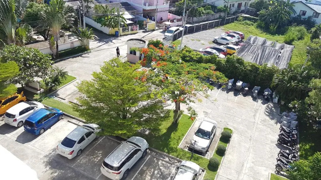 Flame Tree Suite 110 sqm 2-Bedroom Apartment