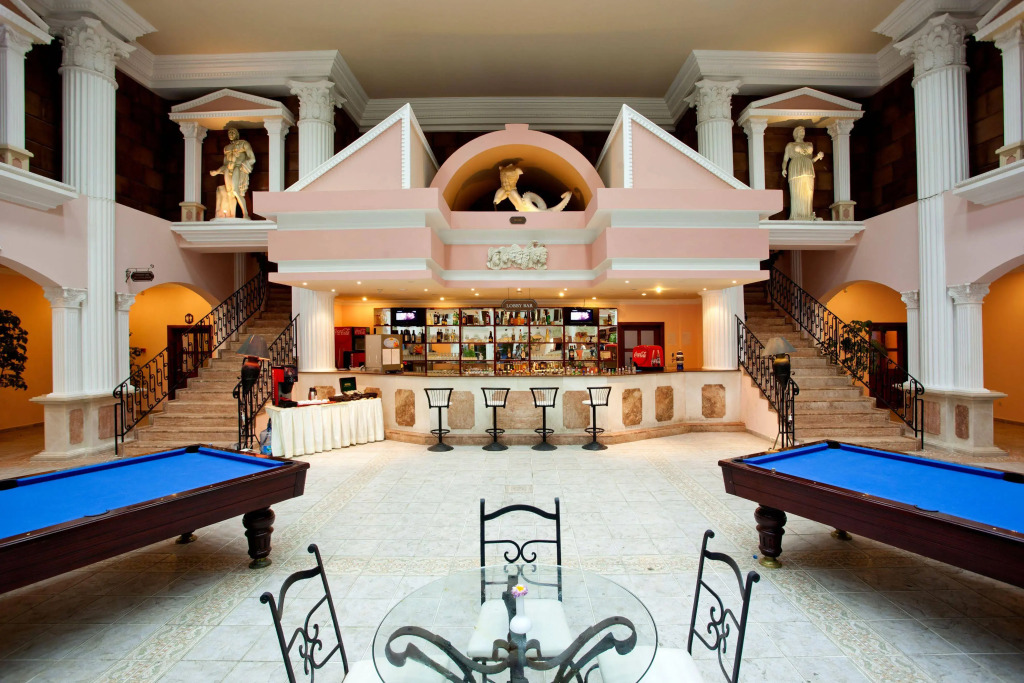 Lucas Didim Resort