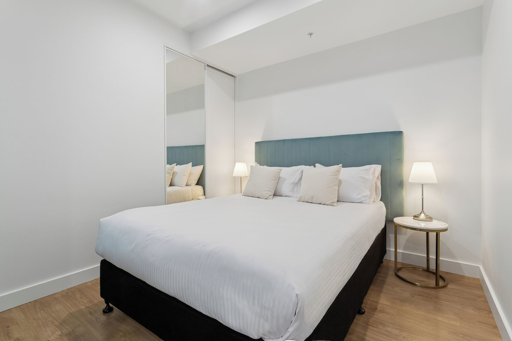 The Cullinan Apartments by CLLIX