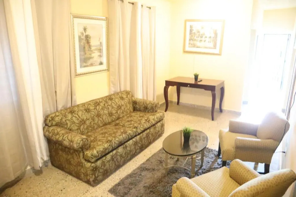 310 Del Valle Central, Freshly Remodeled 3 Bedroom Home Sleeps 8
