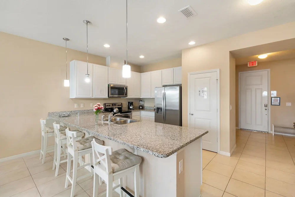 Compass Bay 3167