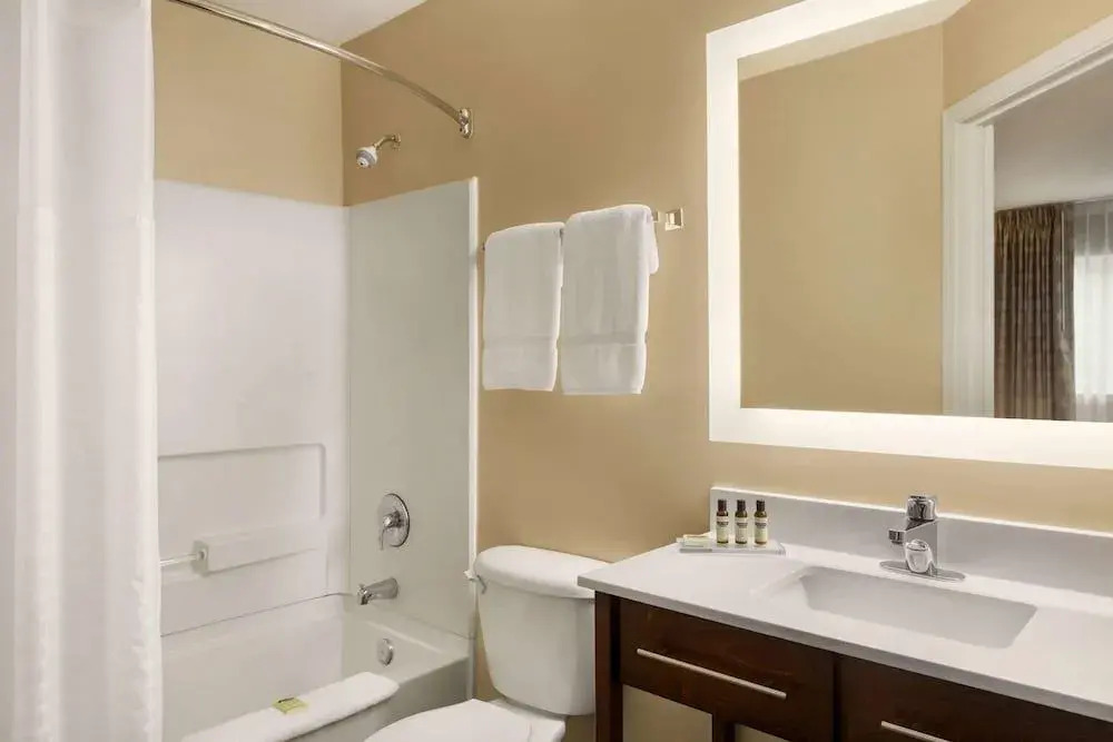 Hawthorn Suites by Wyndham Columbus Fort Benning