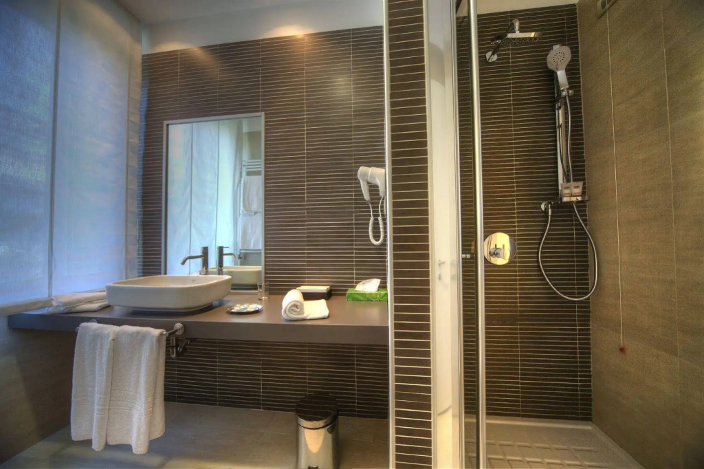 Roma Point Hotel